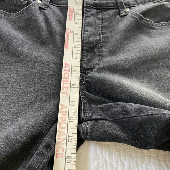 Gloria Vanderbilt Shape Effect Tummy Sculpt Straight Light Black Size 10 - Picture 10 of 11